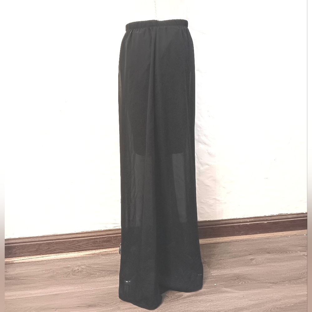 Mossimo sheer black maxi skirt with shorter black lining. Medium. - Picture 6 of 8
